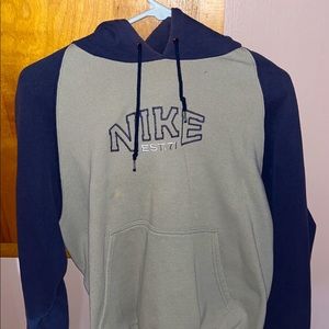 Vintage Nike sweatshirt size medium